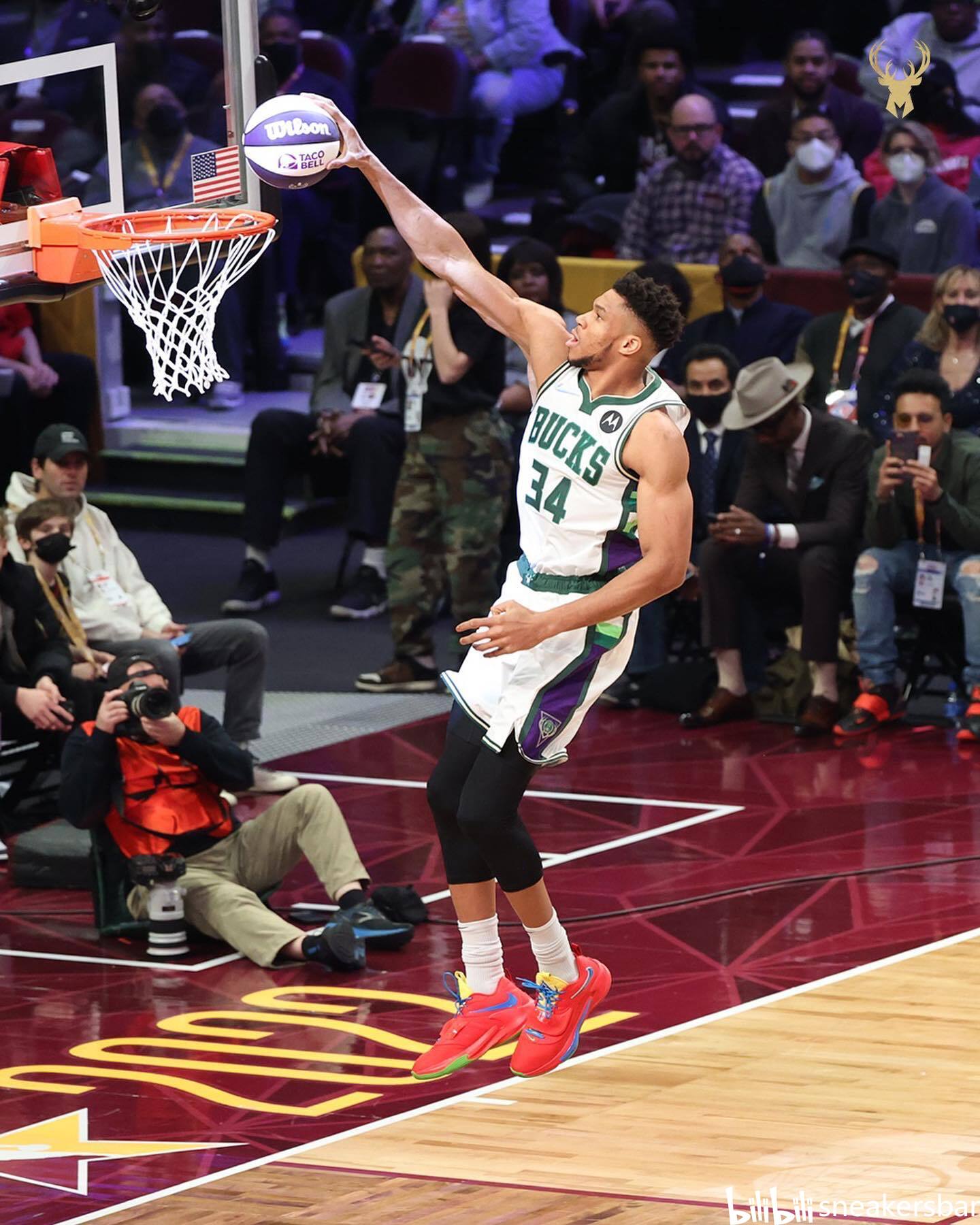 贝纳蒂亚：除了德布劳内，夏窗我们还联系过韦斯利-福法纳（贝纳蒂亚：夏窗不止德布劳内，我们也联系过韦斯利-福法纳）