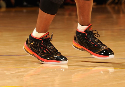 维尼修斯在所有体育场继续制造混乱（维尼修斯在各大球场依旧掀起风波）