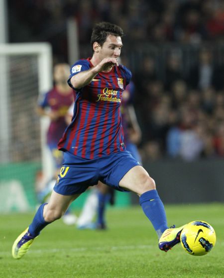 陈涛：内外援引进都有难度；还是想升级阵容，不能总惊险保级（陈涛：内外援操作不易，仍盼补强阵容，不能年年惊险保级）