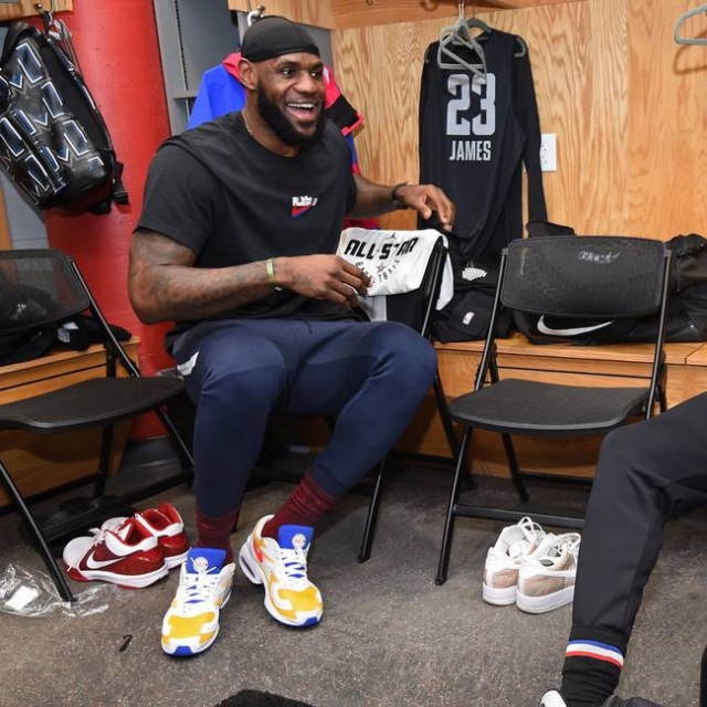 德天空：基米希周一上午接受了负荷测试，但还不确定能否出战（德天空：基米希周一上午接受负荷测试，能否出场尚未可知）