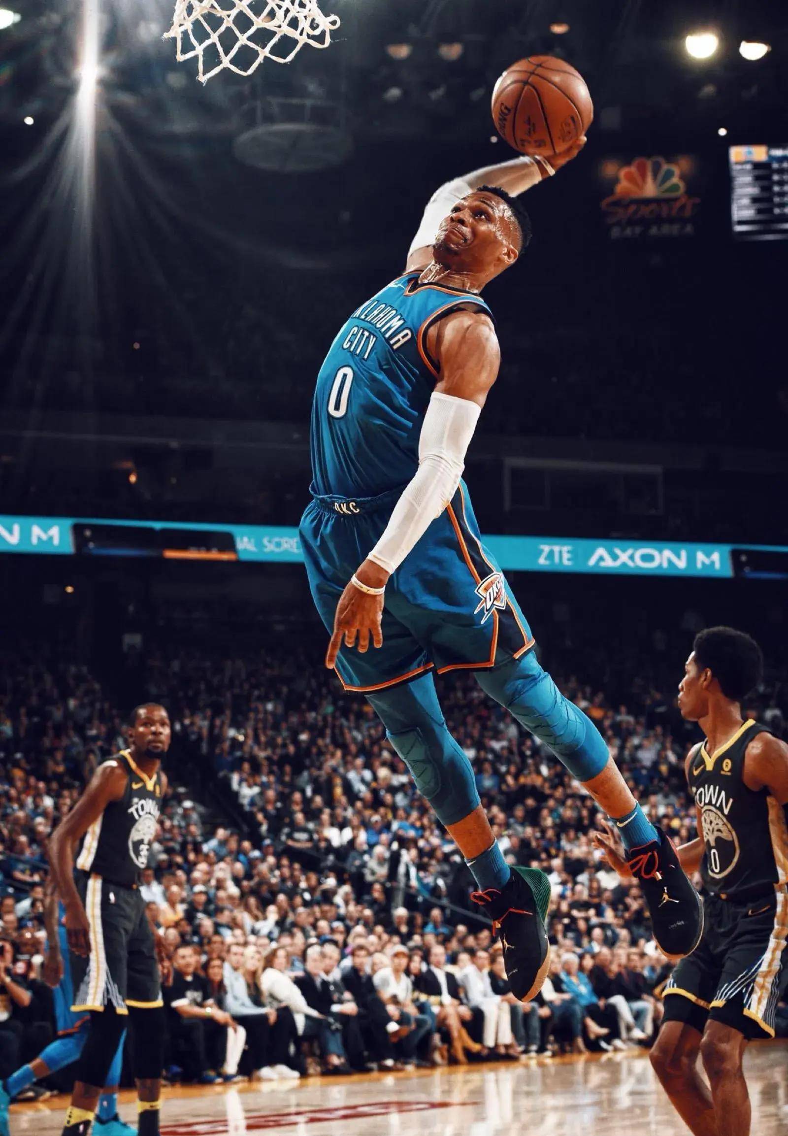 西汉姆因战绩低迷取消圣诞派对，改发礼品券（战绩低迷，西汉姆取消圣诞聚会改送礼券）