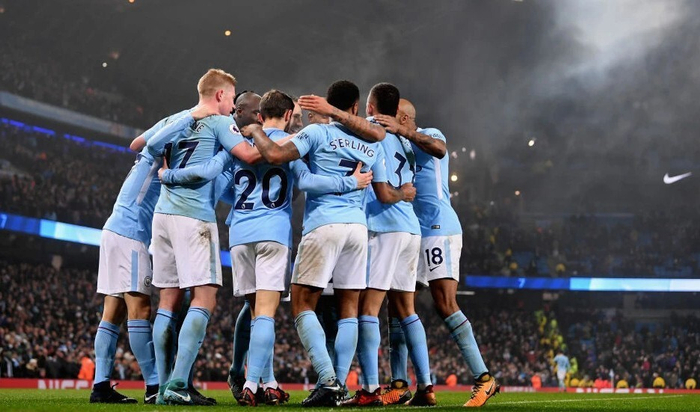 科莫利：已与DV9约定赛季结束再谈续约；冬窗目前还没特别计划（科莫利：与DV9约定赛季末再谈续约，冬窗暂无特别计划）